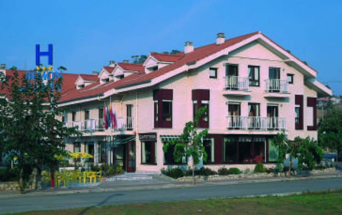 Hotel Bemon Playa Somo Zewnętrze zdjęcie